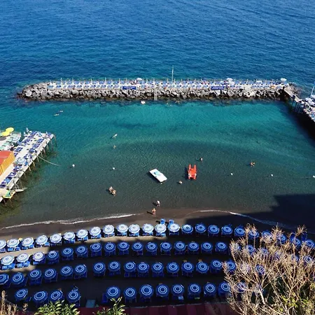 Maison Dorotea לינה וארוחת בוקר